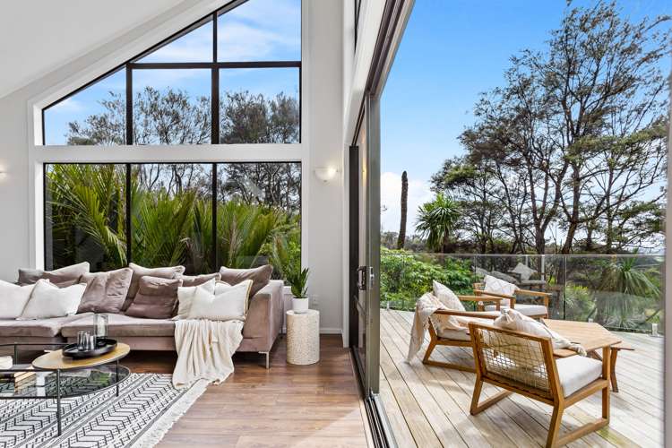 260 Wairere Road Waitakere_8