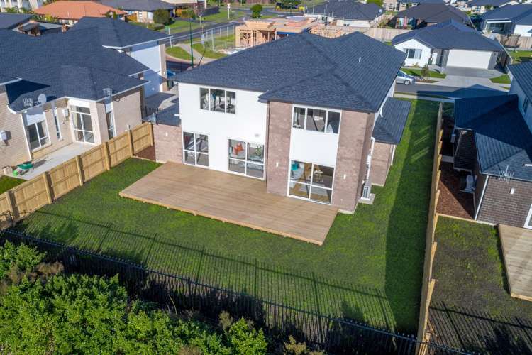 3 Iwinuku Crescent Wattle Downs_1