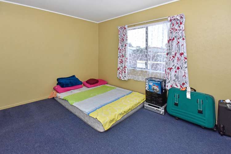 1/5 Volta Place Clendon Park_6