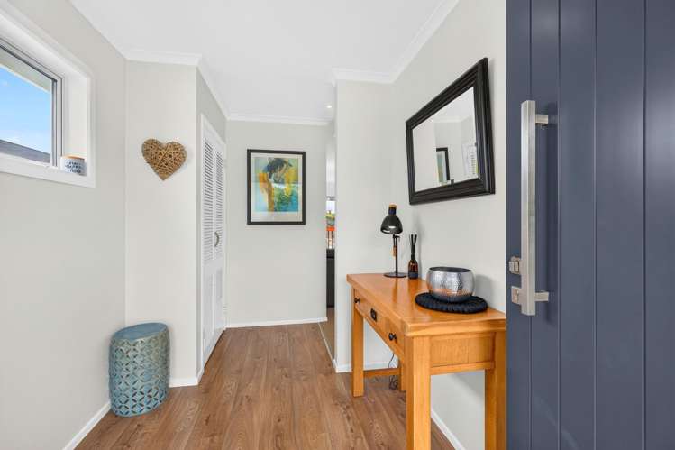 12 Madison Place Forrest Hill_1