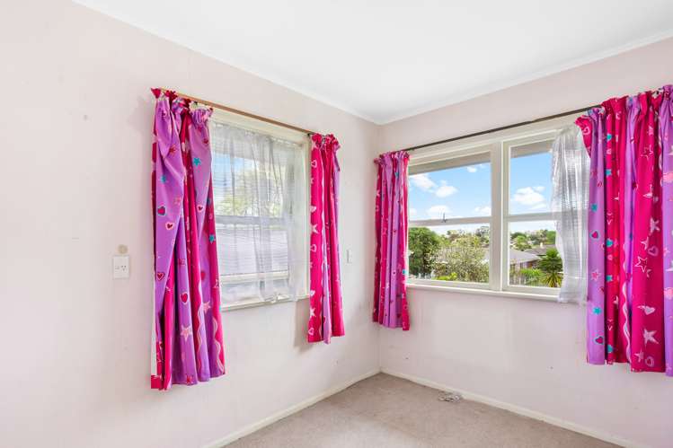 65 Hutchinsons Road Bucklands Beach_17