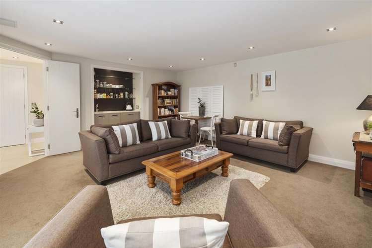 270a Hurstmere Road Takapuna_9