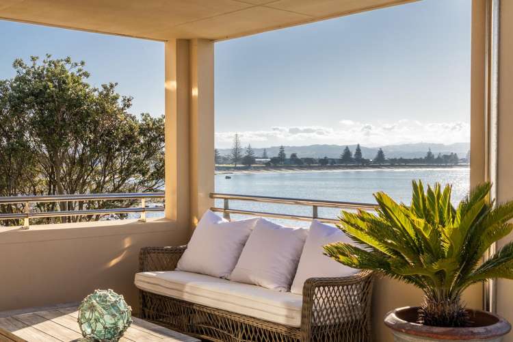 7 Whakarire Avenue Westshore_1