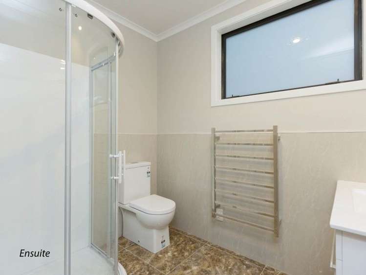 30 King Charles Drive Kingsley Heights_22