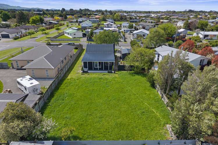 35 Frederick Street Carterton_21