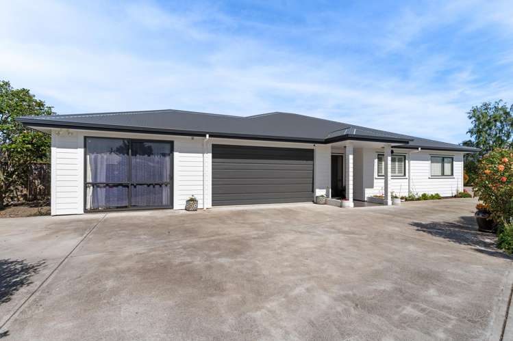 5 Camellia Lane Carterton_14