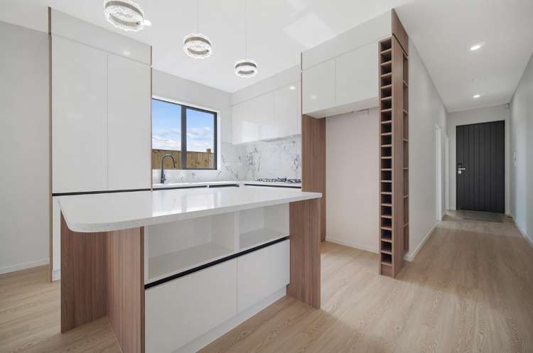 24 Hari Road Karaka_1