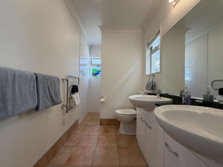 Villa 8/4B The Esplanade Tairua_9