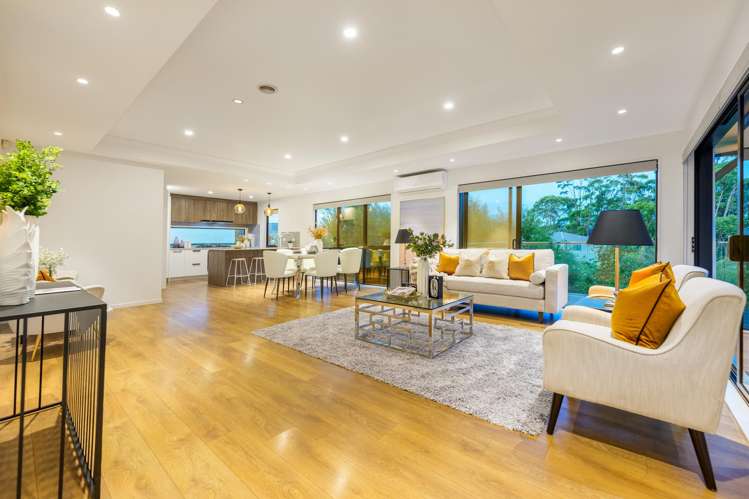 7 Kaimai Avenue Massey_6