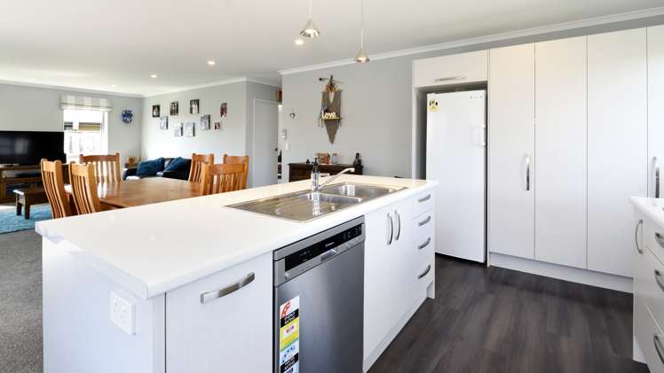 9 Mary Newton Place Brightwater_8