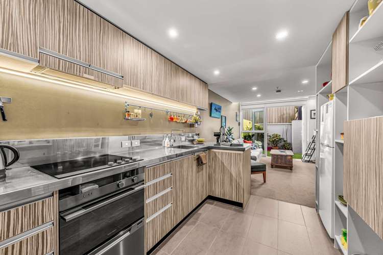 3/307 Willis St Te Aro_4