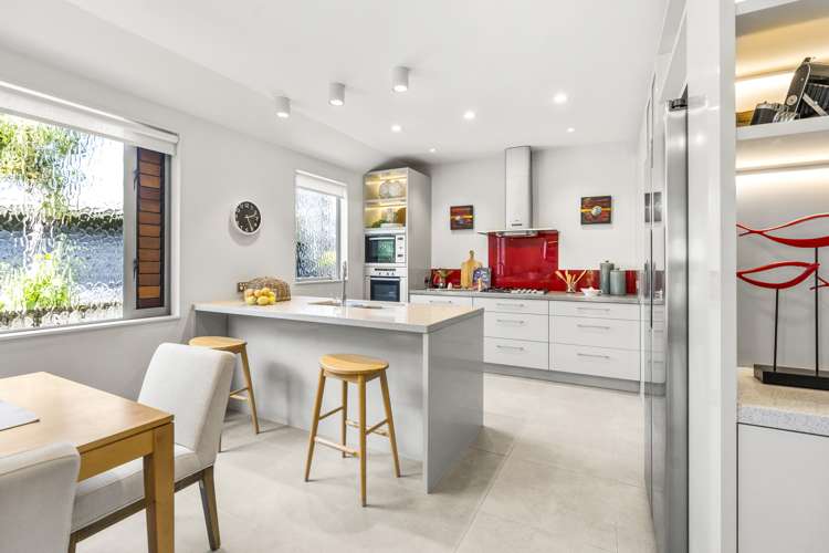 39 Williamson Avenue Belmont_11