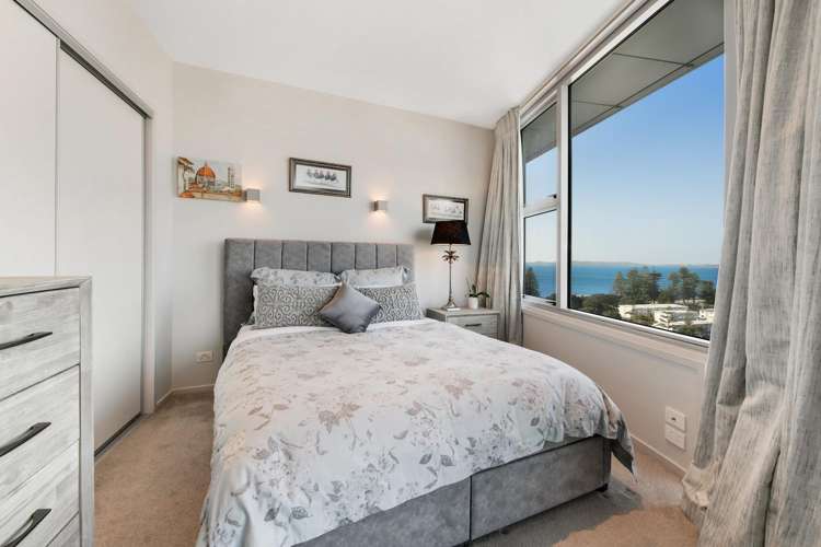 1111/11 Tamariki Avenue Orewa_9