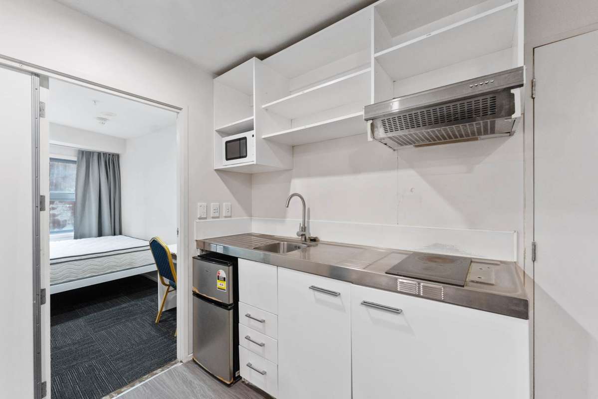 616/21-23 Whitaker Place_1