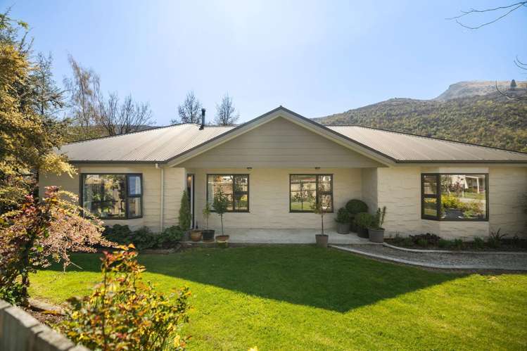 10 Innes Place Arrowtown_17