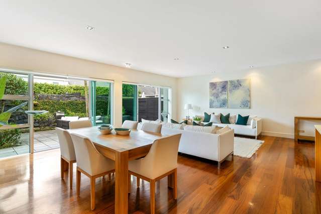 5/258 Hurstmere Road Takapuna_2
