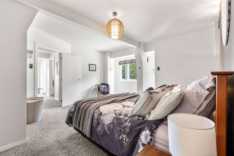 168 Seaview Road Westown_24