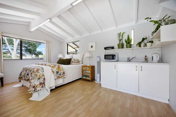 91 Peary Road Mt Eden_13