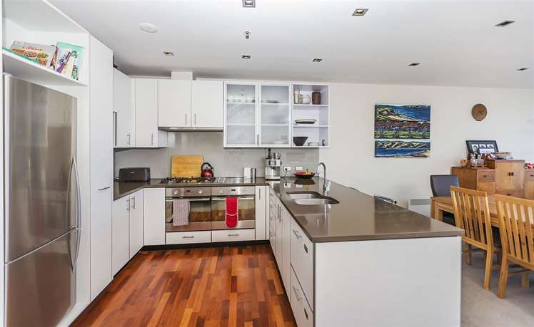 S503/326 Evans Bay Parade Hataitai_17