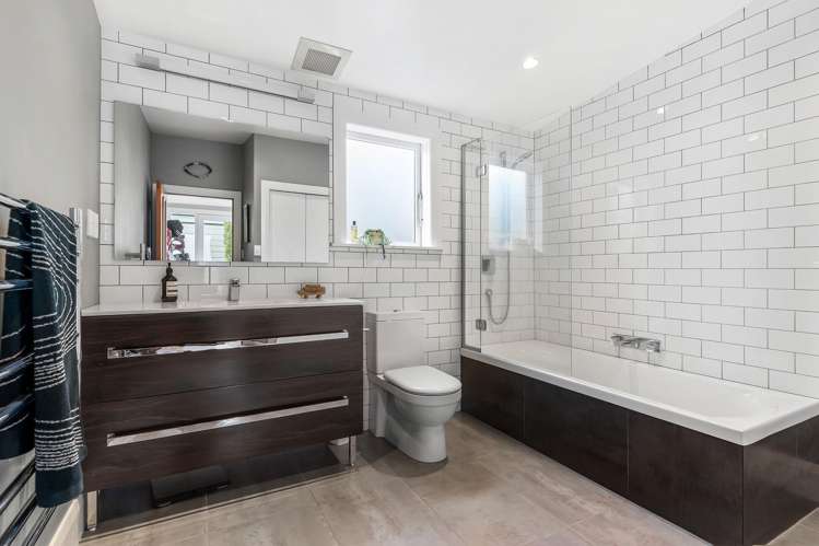 69 Nottingham Street Karori_9