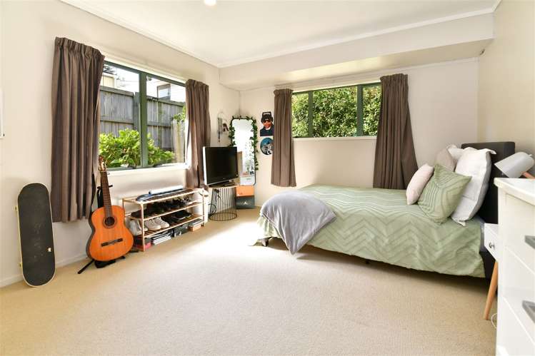 33a Kia Ora Road Beach Haven_16