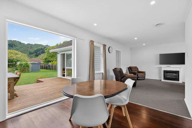 49 Dover Road Wainuiomata_4