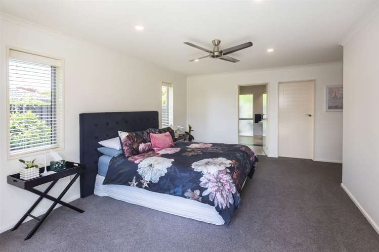 43 Applefield Court Northwood_14