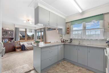 12 Carlyle Road_2