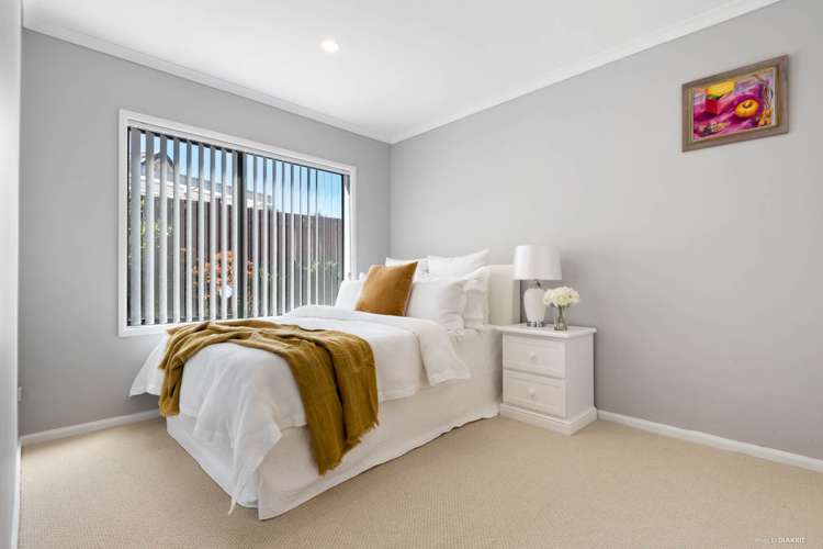 27 Newbliss Crescent East Tamaki Heights_15