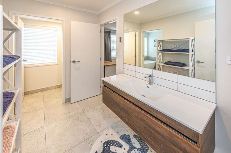 34 Tirimoana Place Otamatea_20