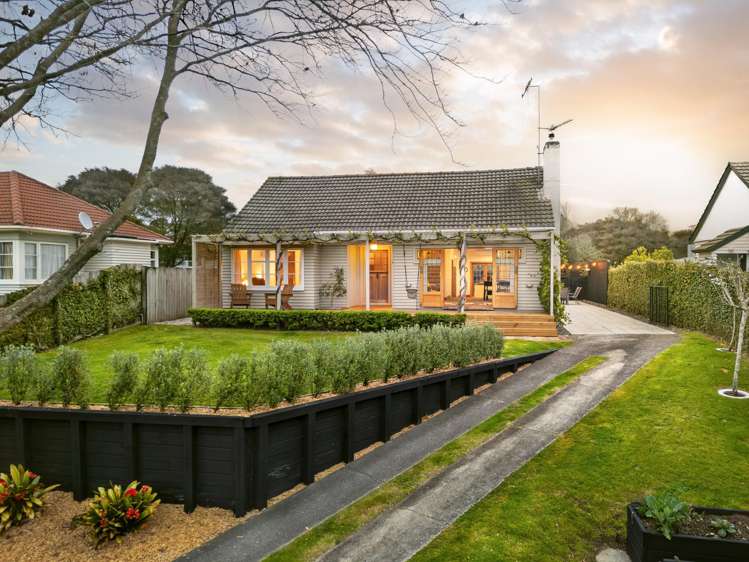 13 Plunket Terrace Hamilton East_1