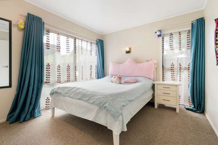 167 Everglade Drive Totara Heights_9