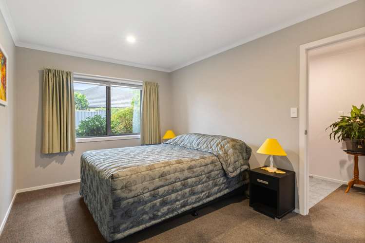 12 Charteris Rise Riverdale_12