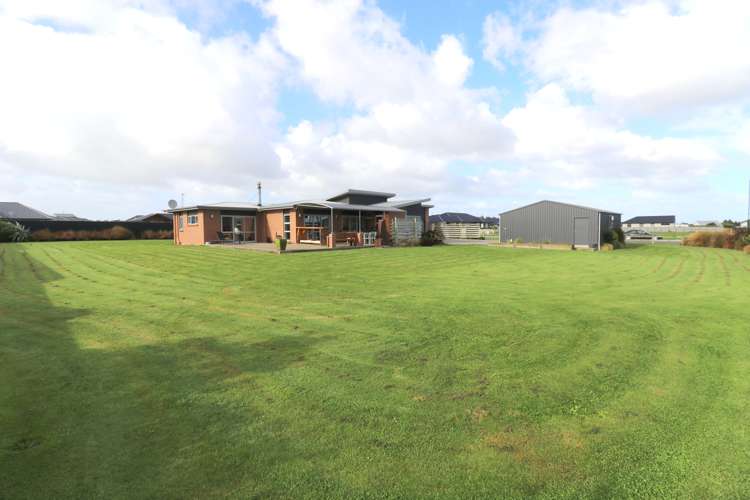 21 Sunrise Drive Seaward Bush_47
