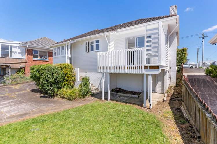 74 Oakdale Road Hillsborough_9