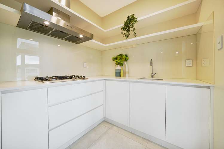 2 Veneta Close Flat Bush_6