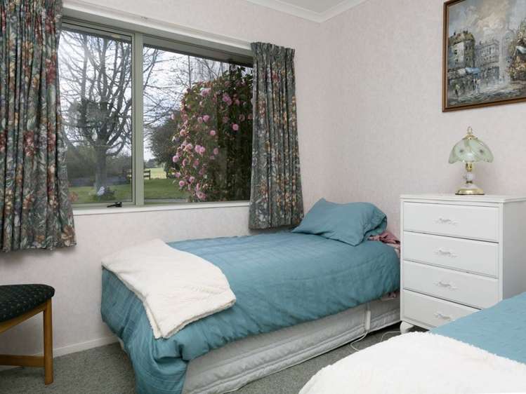 766 Whangamata Road Kinloch_11