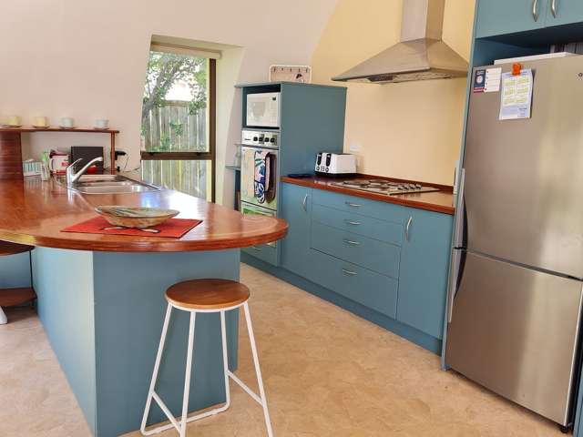 40 Hall Crescent Epuni_2