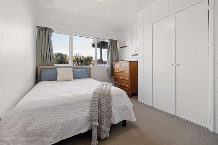 13 Carlisle Road Torbay_17