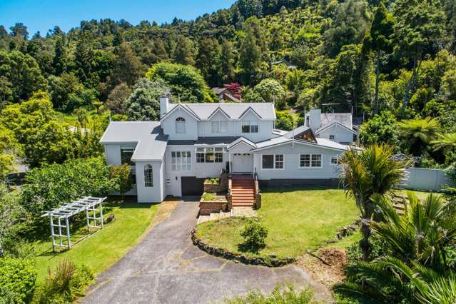 207 Woodlands Park Road Titirangi_1