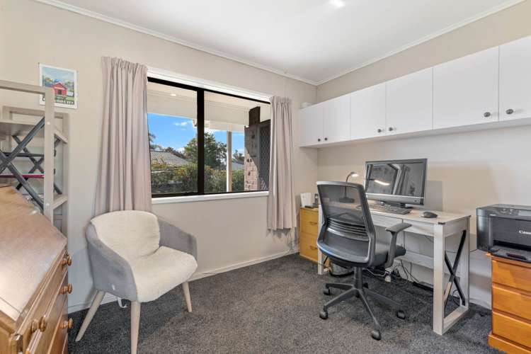 66 St Annes Crescent Wattle Downs_17