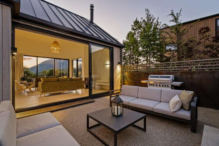 1 Torridon Court Jacks Point_18