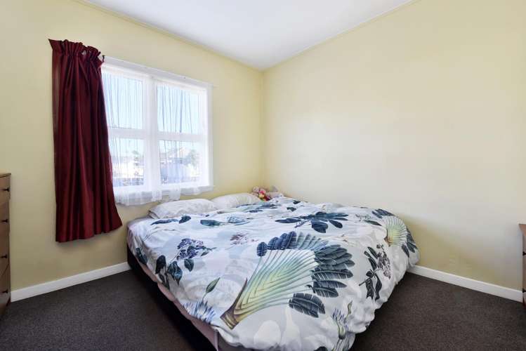 1/27 Manson Avenue Stoke_11