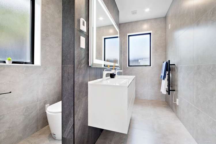 28 Boocock Crescent Orewa_12