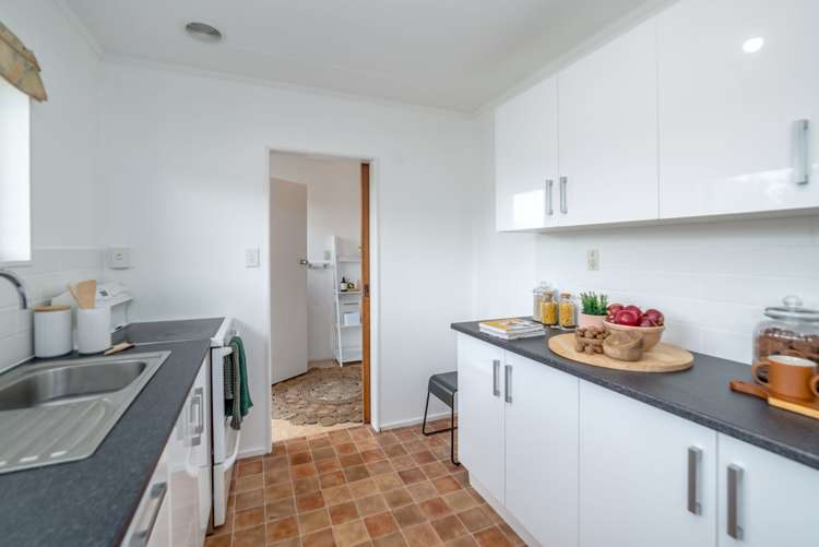 39 Fisher Place Carterton_13