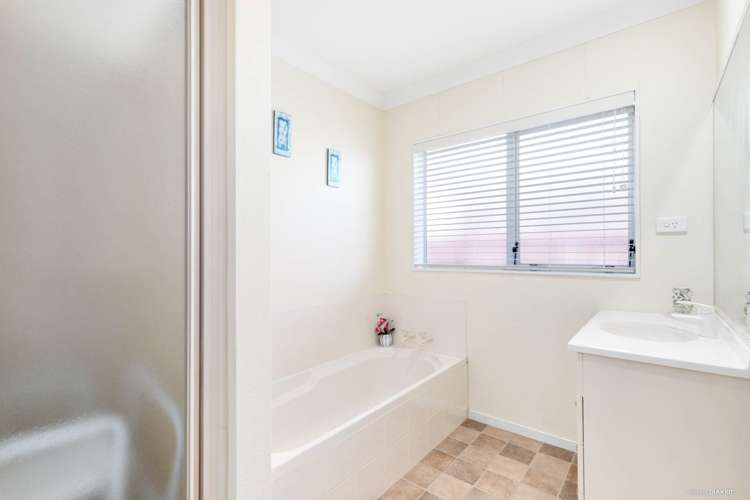 1 Oakwood Place Pukekohe_11