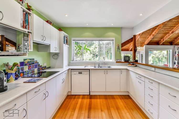 530 South Titirangi Road Titirangi_10