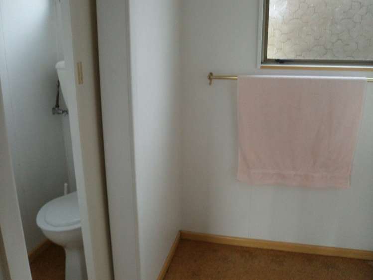 20 Ocean Grove Owaka_13