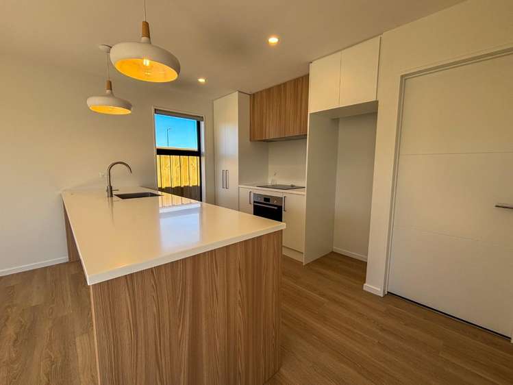 17 Estival Drive 11103_1