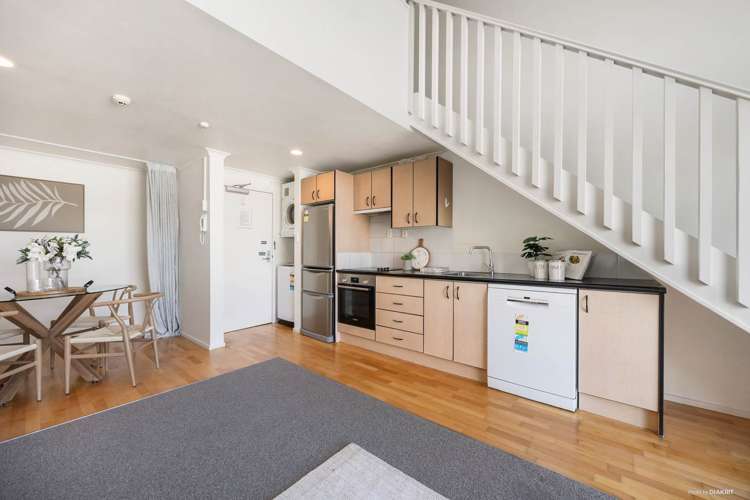 2G/12 Charles Street Mt Eden_5